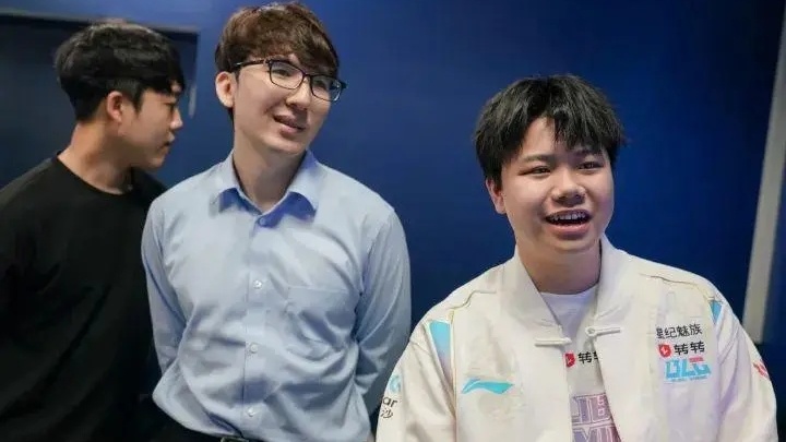 a刚锁下希, 没有敬畏之, 搞不好BL a刚锁下希, 没有敬畏之, 搞不好BL