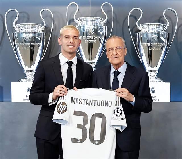 透露, 马斯坦托诺