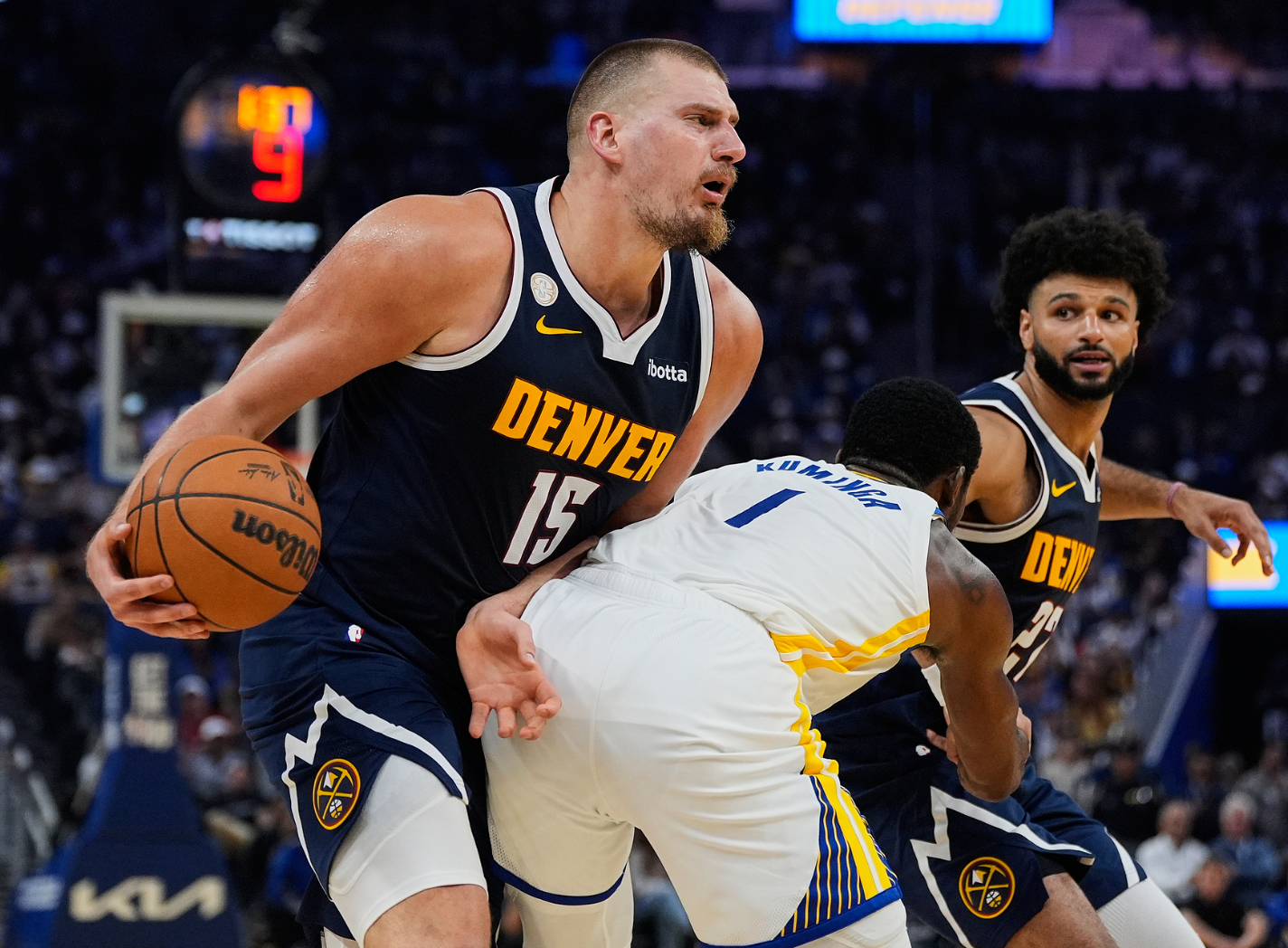 一个助攻穆 一个助攻穆